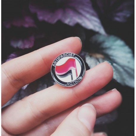 Antifascist action enamel pin 0,75 inches